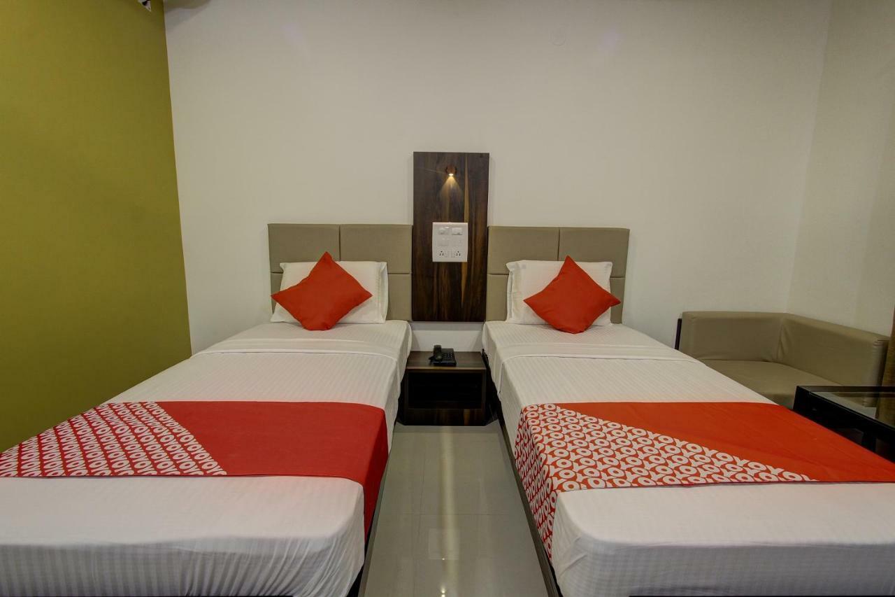 Oyo 39568 Alekha Gateway Hotel Sirsi Exterior photo